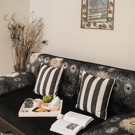 Comfort Apartment *